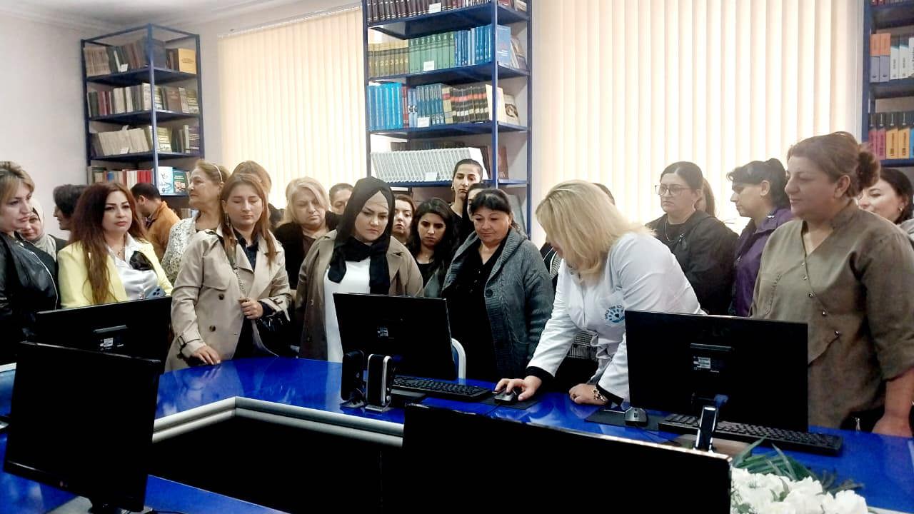 Səhiyyə Nazirliyi Gəncə Tibb Kollecində tələbə valideynləri ilə görüş keçirilib