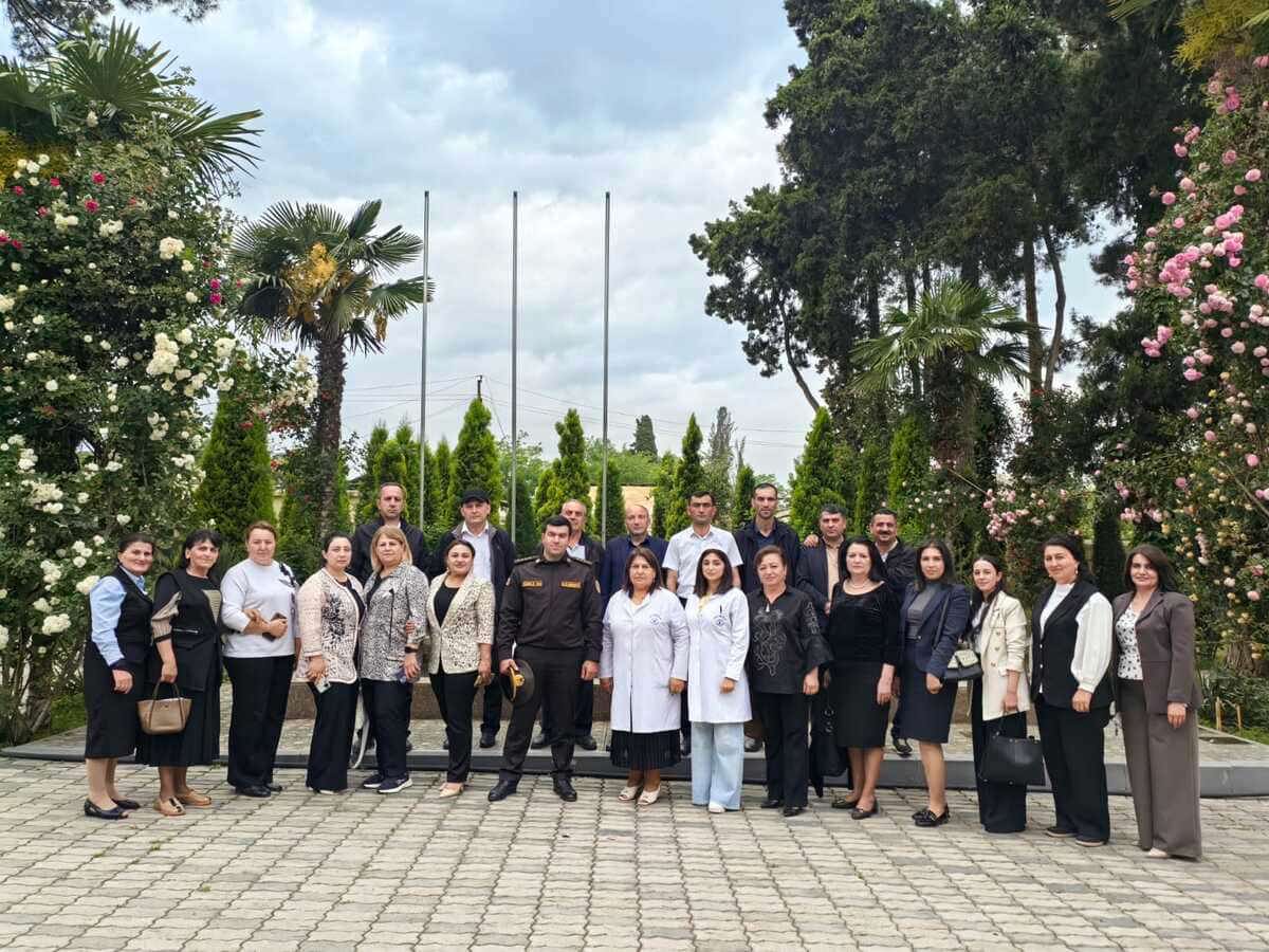 Səhiyyə Nazirliyi Gəncə Tibb Kollecində “İlkin tibbi yardım” mövzusunda maarifləndirilmə seminarı keçirildi